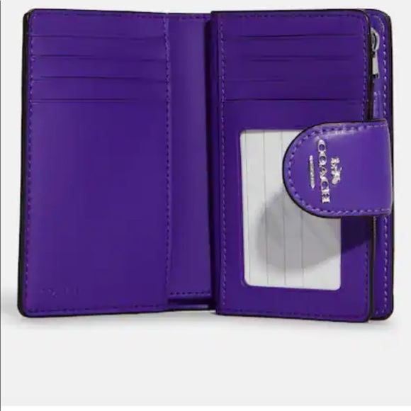 New - Medium Corner Zip Wallet With Mini Vintage Rose Print - Picture 2 of 3